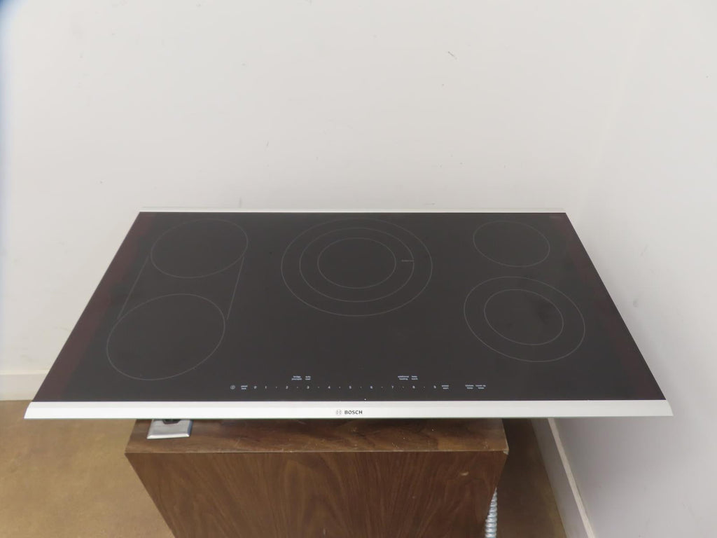 Bosch Benchmark Series NETP669SUC 36" Electric Cooktop with 5 Elements