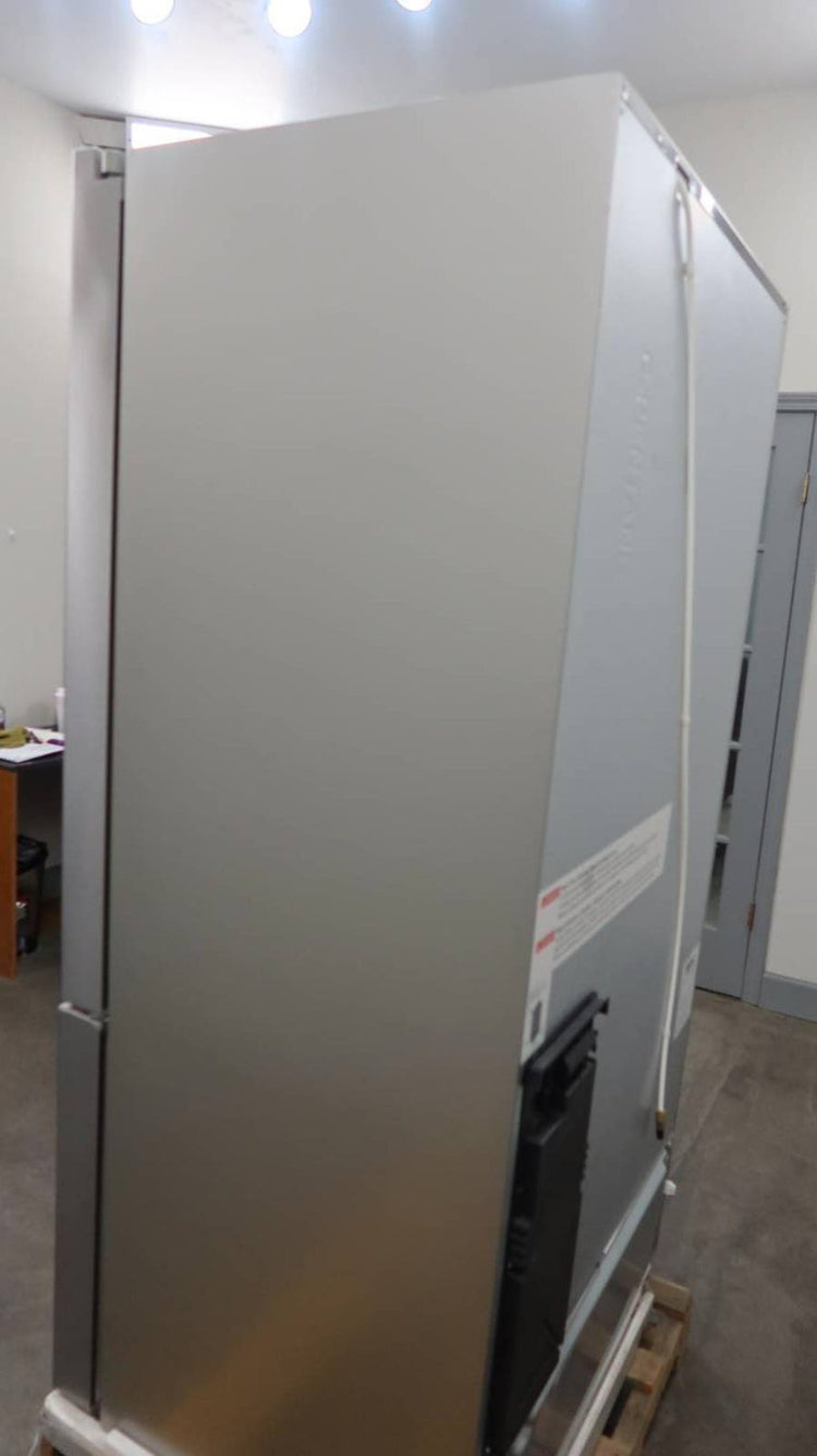 Bosch 800 Series 36" LED 21 cu.ft. Smart French Door SS Refrigerator B36CT80SNS