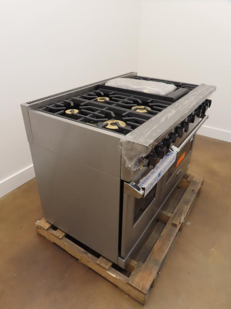 Viking 7 Series VDR74826GSSLP 48" Freestanding Professional Dual Fuel Range