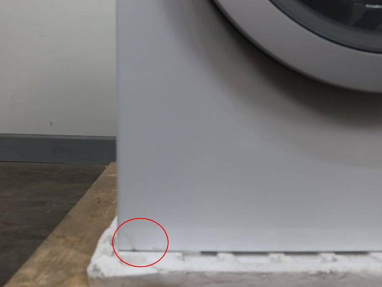 Bosch 500 Series 24" Compact Front Load 2.2 Cu. Ft  WHT Smart Washer WAW285H1UC