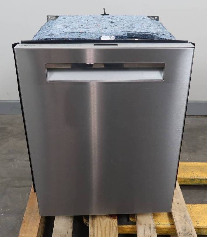 Bosch Benchmark Series 24" Stainless Integrated 38dBa Smart Dishwasher SHP9PCM5N