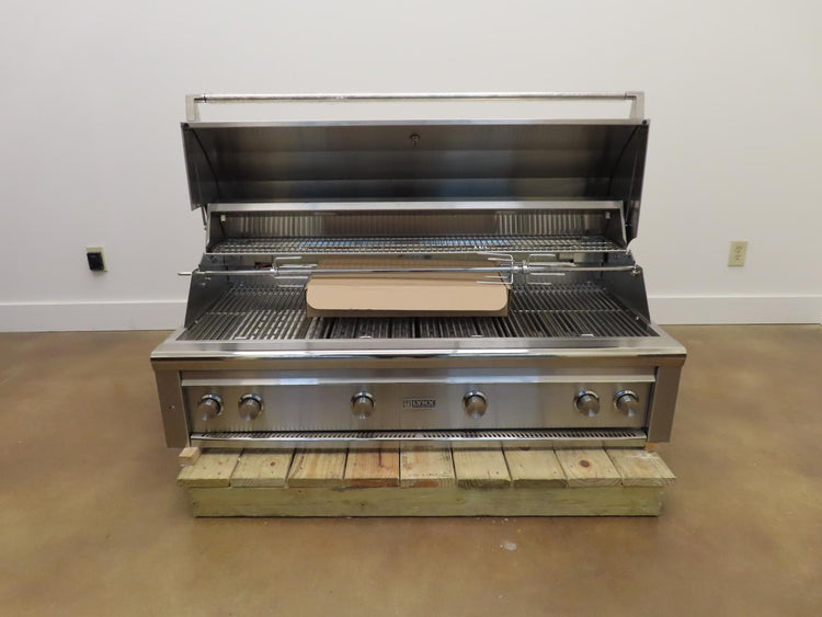 LYNX L54TRNG 54" BuiltIn Grill with 1555 sq.in Cooking Surface Dual P Rotisserie
