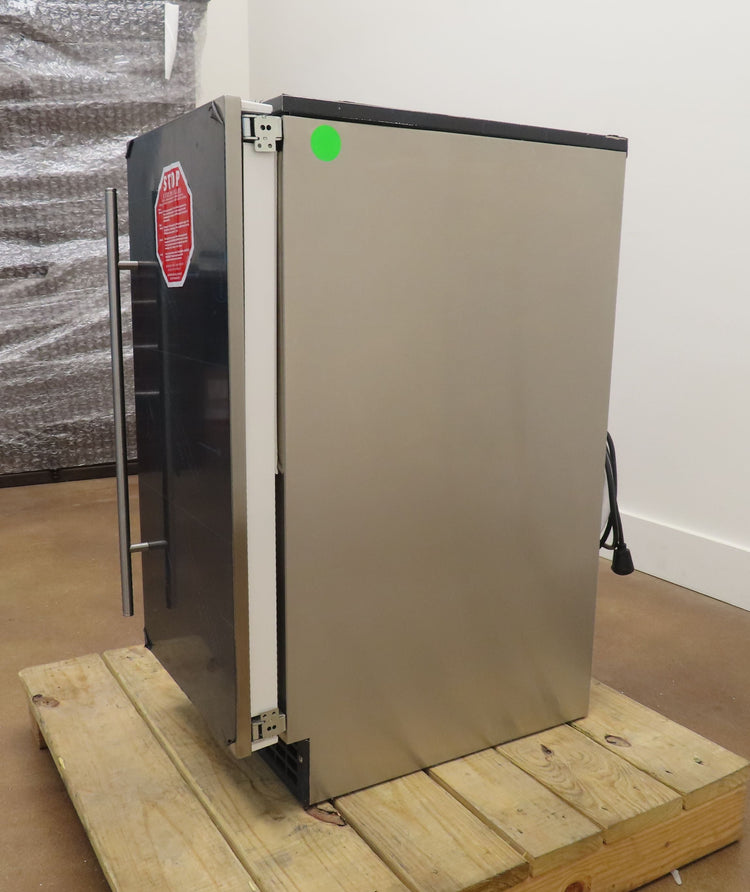 Scotsman Brilliance Series SCN60PA1SS 15" Undercounter Nugget Ice Maker