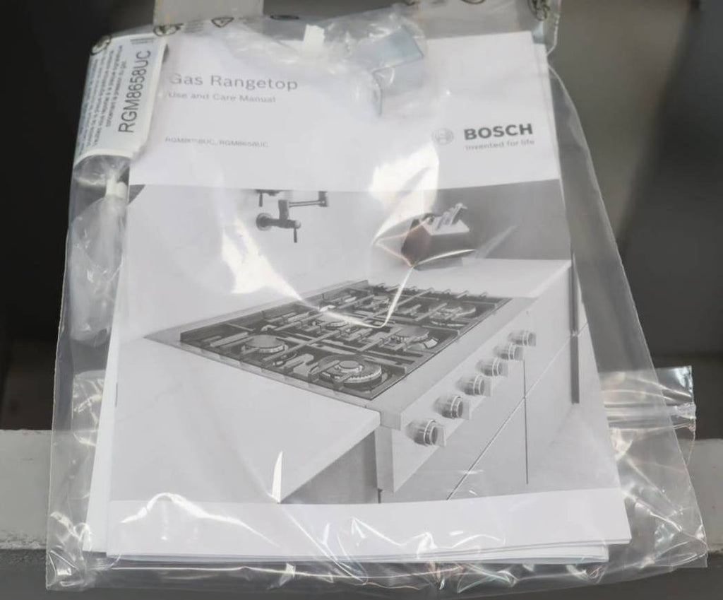 Bosch 36" 6 Sealed Burners Gas Slide-In 800 Series Stainless Rangetop RGM8658UC