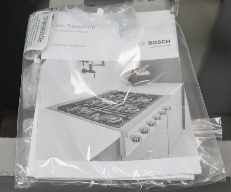 Bosch 36" 6 Sealed Burners Gas Slide-In 800 Series Stainless Rangetop RGM8658UC
