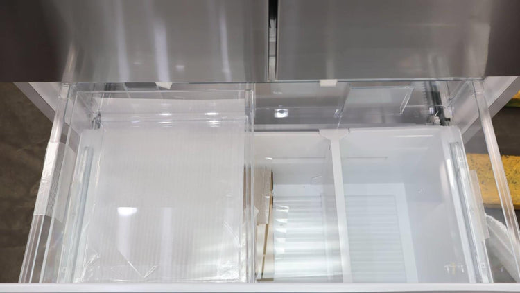 Bosch 36" LED 21 cu.ft. Smart French Door SS 800 Series Refrigerator B36CT80SNS