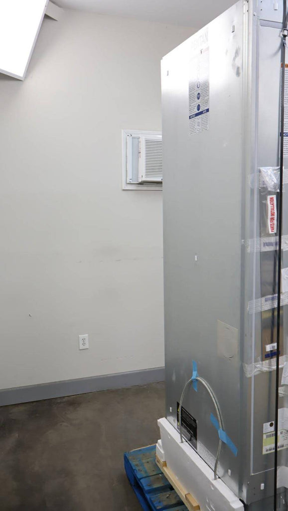 Bosch Benchmark Series 30" Built-In Bottom Mount Smart Refrigerator B30IB905SP