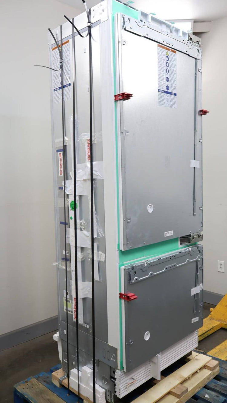 Bosch Benchmark Series B30IB905SP 30" Built-In Bottom Mount Refrigerator Images