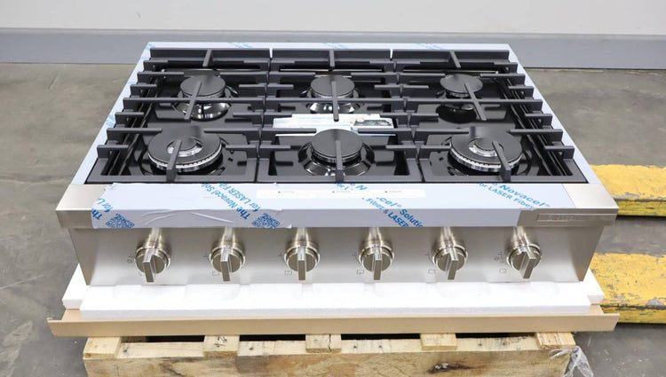 Bosch 800 Series 36" 6 Sealed Burners Gas Slide-In Stainless Cooktop RGM8658UC (4)
