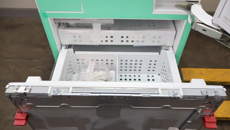 Bosch Benchmark Series B30IB905SP 30" Built-In Bottom Mount Refrigerator Pics