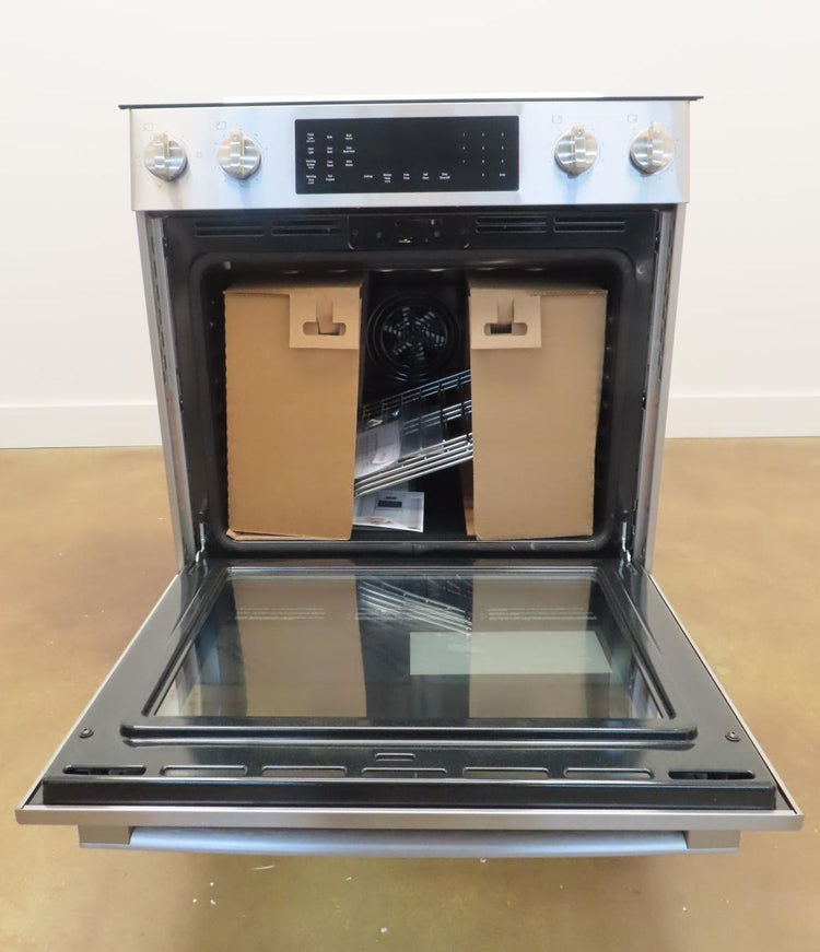 Bosch 800 Series HEI8056U 30" Warming Zone Slide-In Electric Range FullWarranty