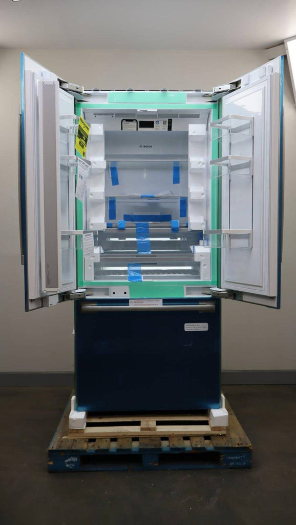 Bosch 36" SS Built-In French Door Smart Benchmark Series Refrigerator B36BT935NS