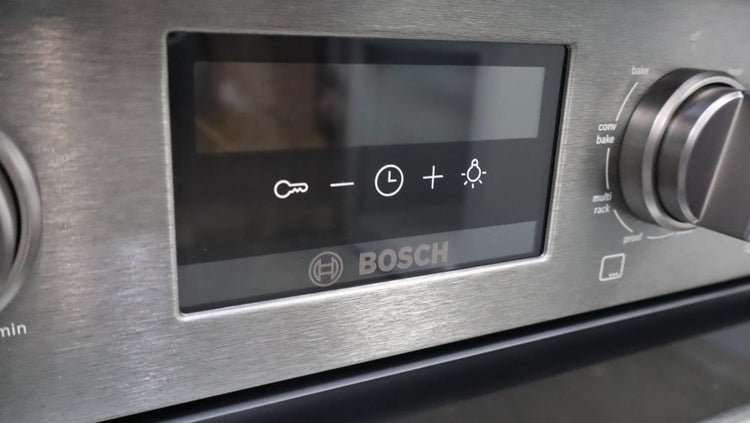 Bosch 800 Series 30" BLK Stainless 5 Sealed Burners Dual Fuel Range HDS8045U