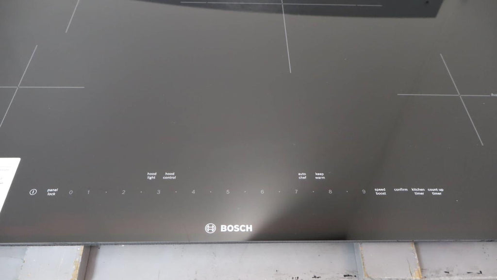 Bosch 800 Series 30" Frameless 4 Elements Induction Smart Cooktop NIT8060UC