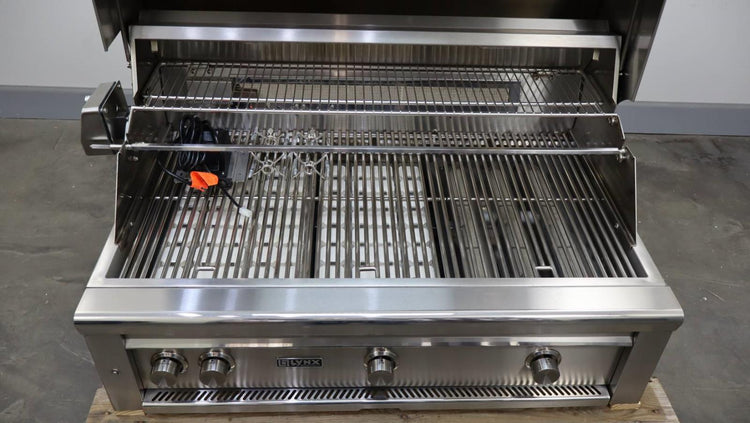 Lynx 42" NG 1,200 sq.in SS Professional Grill Series Built-In Grill L42TRNG