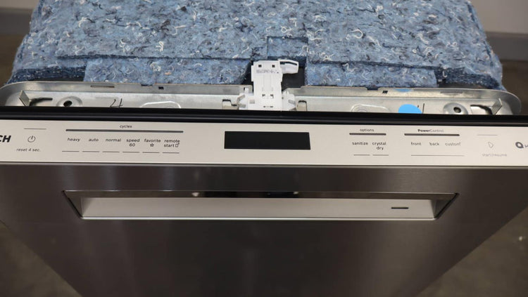 Bosch 24" 800 Series 42 dBA Fully Integrated Built-In Smart Dishwasher SHP78CM5N