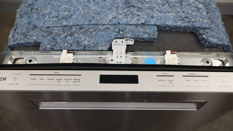 Bosch Benchmark Series 24" Stainless Integrated 38dBa Smart Dishwasher SHP9PCM5N