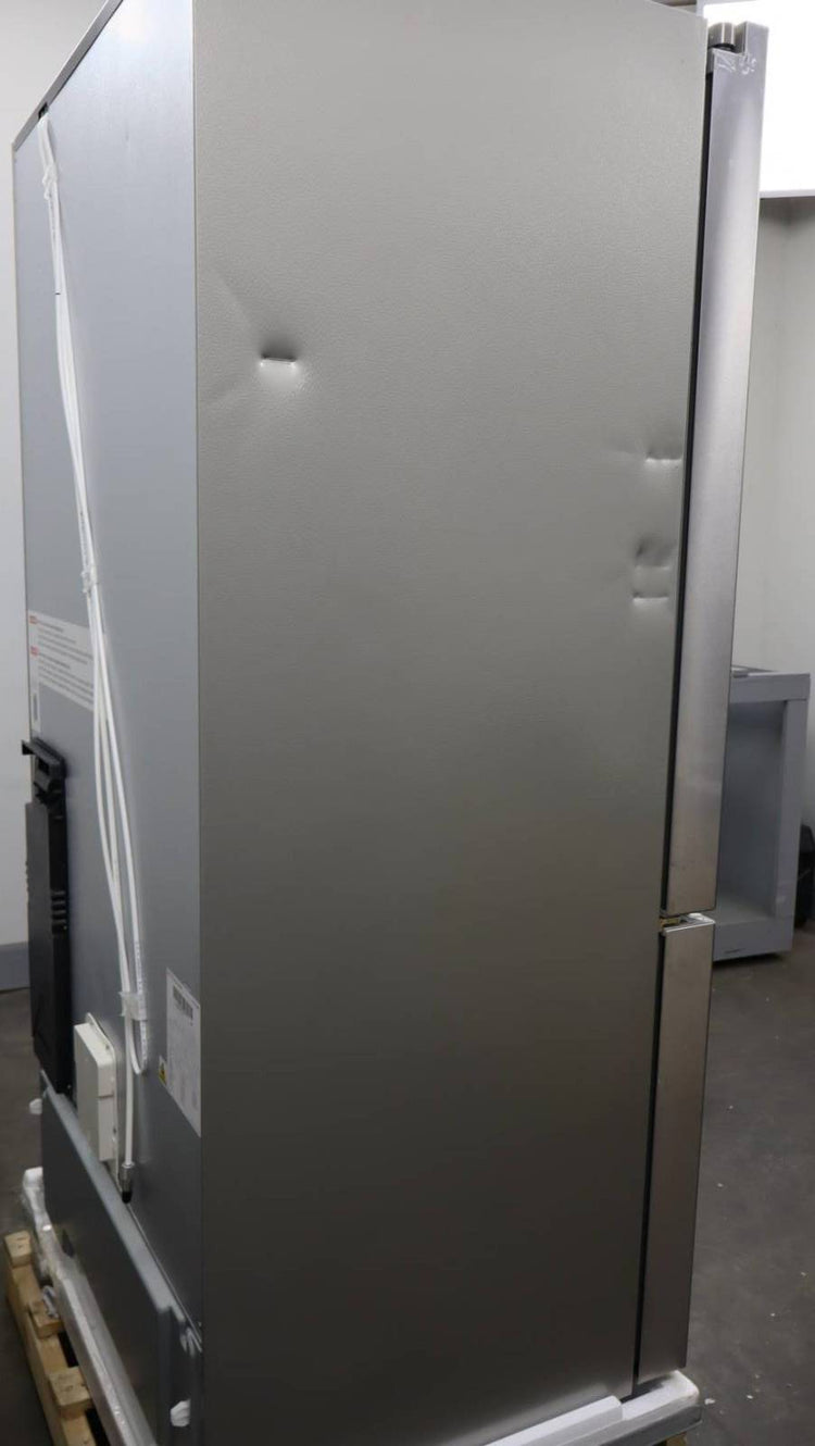 Bosch 36" 20.8 Cu.Ft 500 Series French Door Smart SS Refrigerator B36CD50SNS