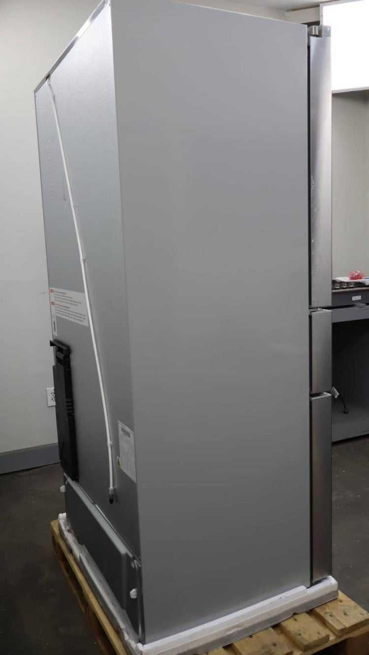 Bosch 36" 21 cu.Ft Home Connect French Door 800 Series Refrigerator B36CL80ENS
