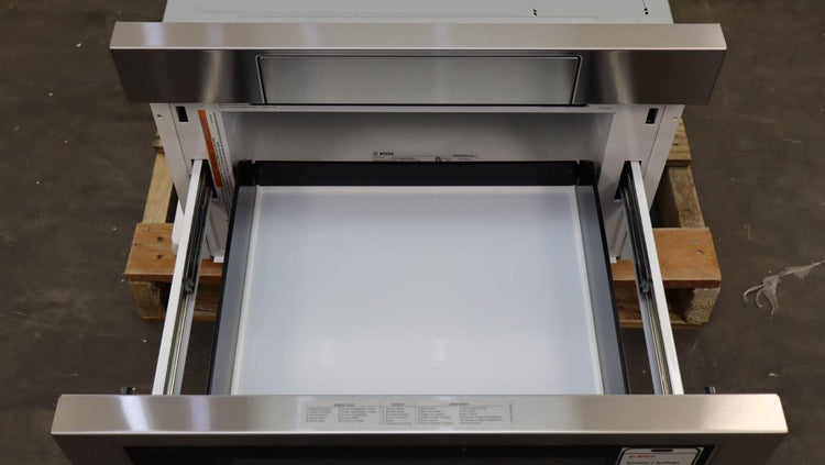 Bosch 24" 950 Watt 800 Series 1.2 Cu.Ft. Cap Smart Microwave Drawer HMD8454UC
