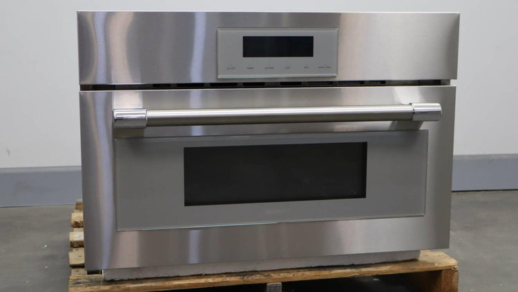 Thermador 30" SS 950w 1.6 Cu. Ft. Built In Professional Series Microwave MB30WP