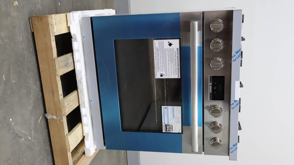 Bosch 30" 5 Burner 3.6 Cu.ft 800 Series SS Freestanding Gas Range HGS8055UC