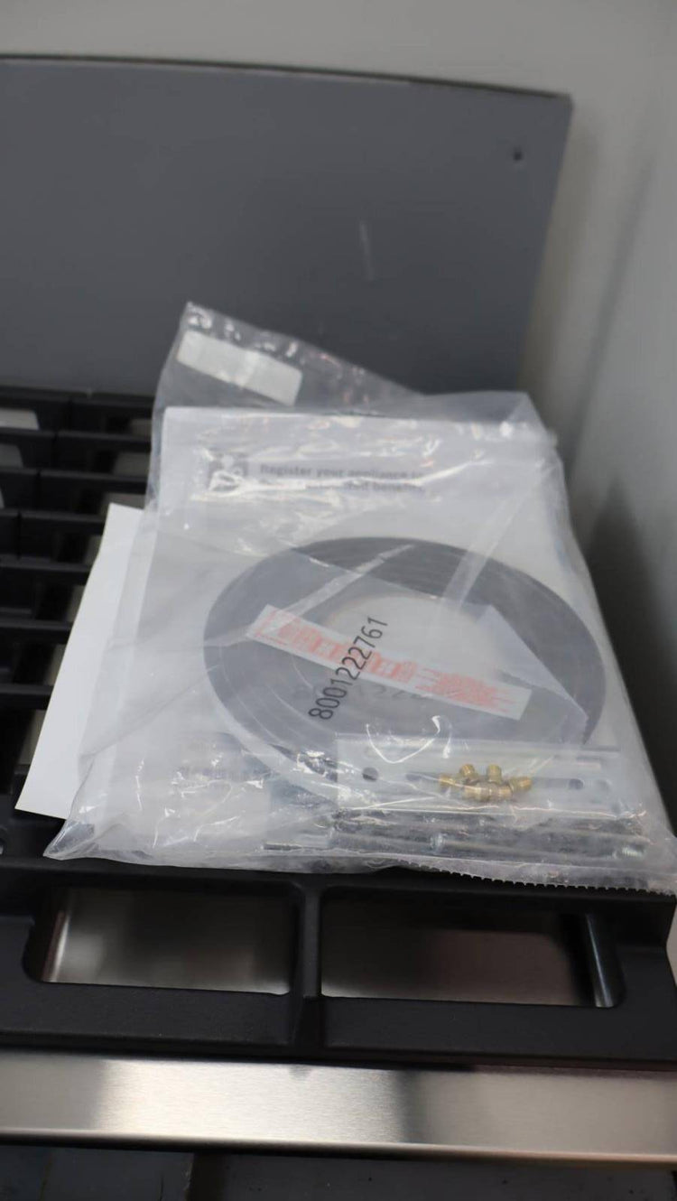 Bosch 800 Series 36" 5 Sealed Burners Built-In Gas Cooktop NGM8659UC