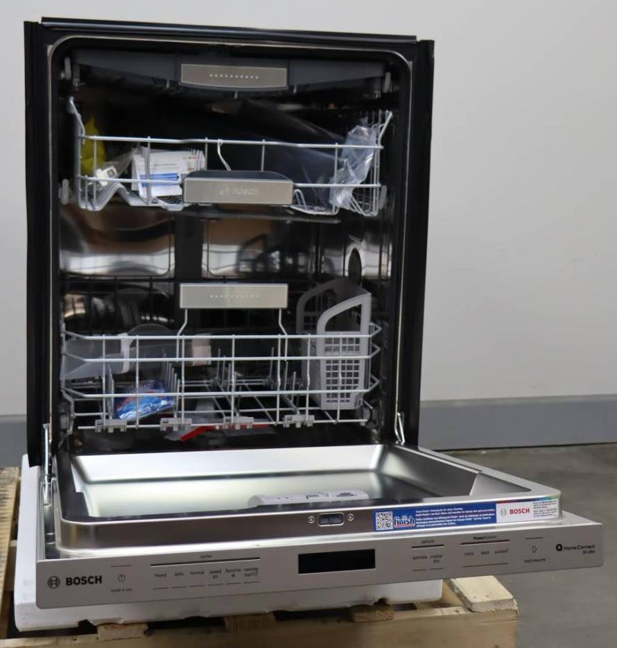 Bosch 24" 38dB Benchmark Series Stainless Integrated Smart Dishwasher SHP9PCM5N