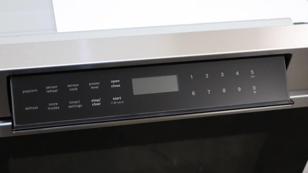 Bosch 30" Tilt Display 1.2 Cu.Ft. Smart 800 Series Microwave Drawer HMD8054UC