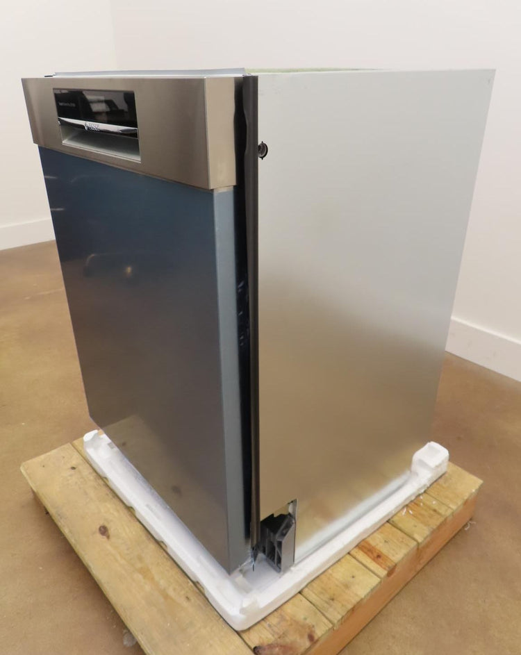 Bosch Benchmark Series SHE89PW75N Semi Integrated Dishwasher 38 dBA