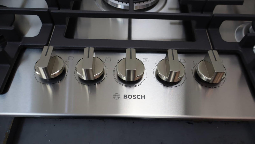 Bosch 30" 5 Sealed Burners Stainless Built-In 800 Series Gas Cooktop NGM8059UC