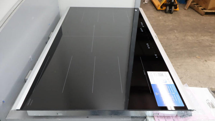Bosch 36" BLK 5 Elements Induction Benchmark Series Smart Cooktop NITP660SUC