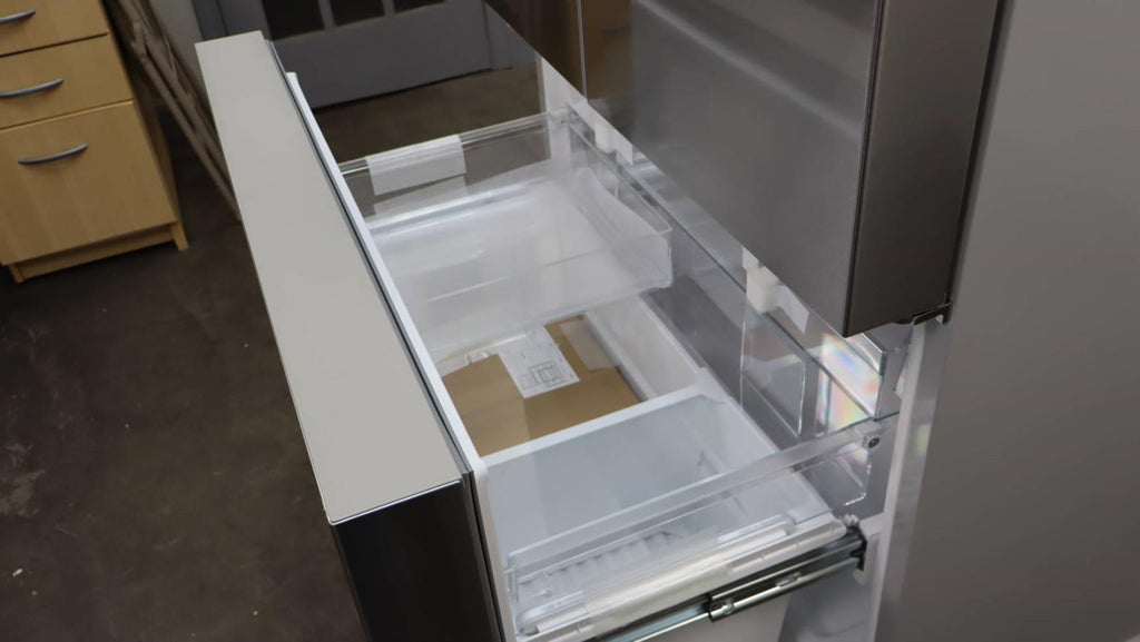 Bosch 36" LED 21 cu.ft. Smart French Door SS 800 Series Refrigerator B36CT80SNS