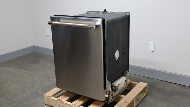 Thermador 24" SS Fully Integrated Smart Emerald Series Dishwasher DWHD560CFP