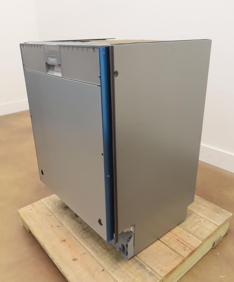Gaggenau 200 Series DF211700 24" 44 dBA Integrated Panel Ready Dishwasher