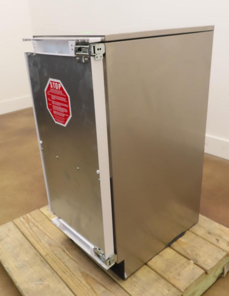 Scotsman SCCG30MA1SU 15" Undercounter Icemaker with 26 lbs. Ice Storage