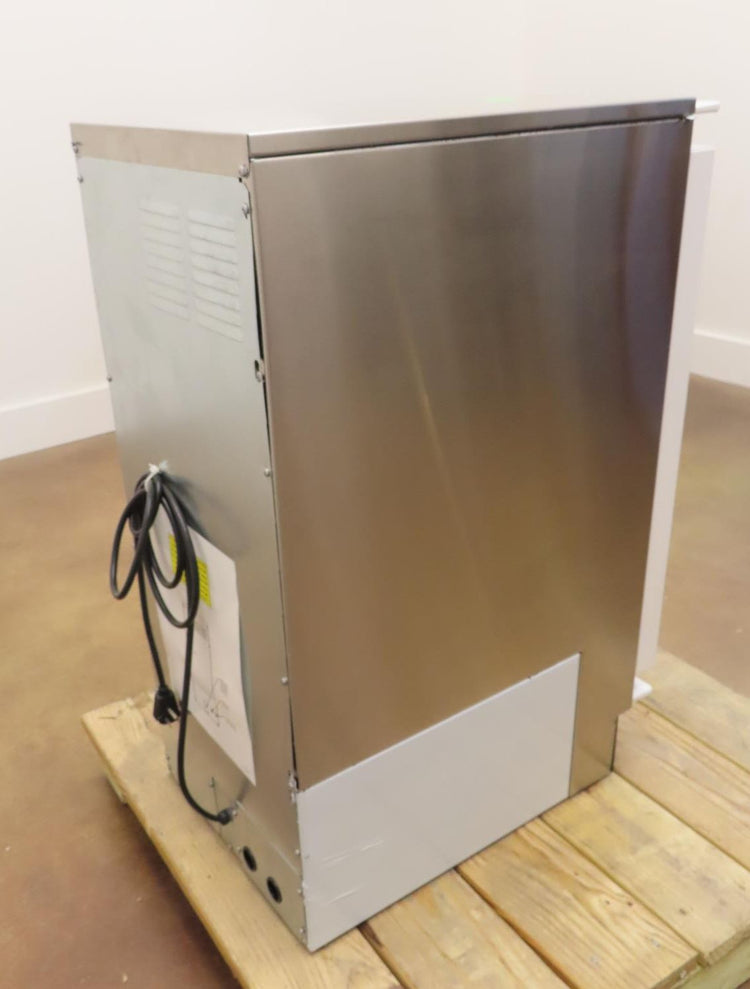 Scotsman SCCG30MA1SU 15" Undercounter Icemaker with 26 lbs. Ice Storage