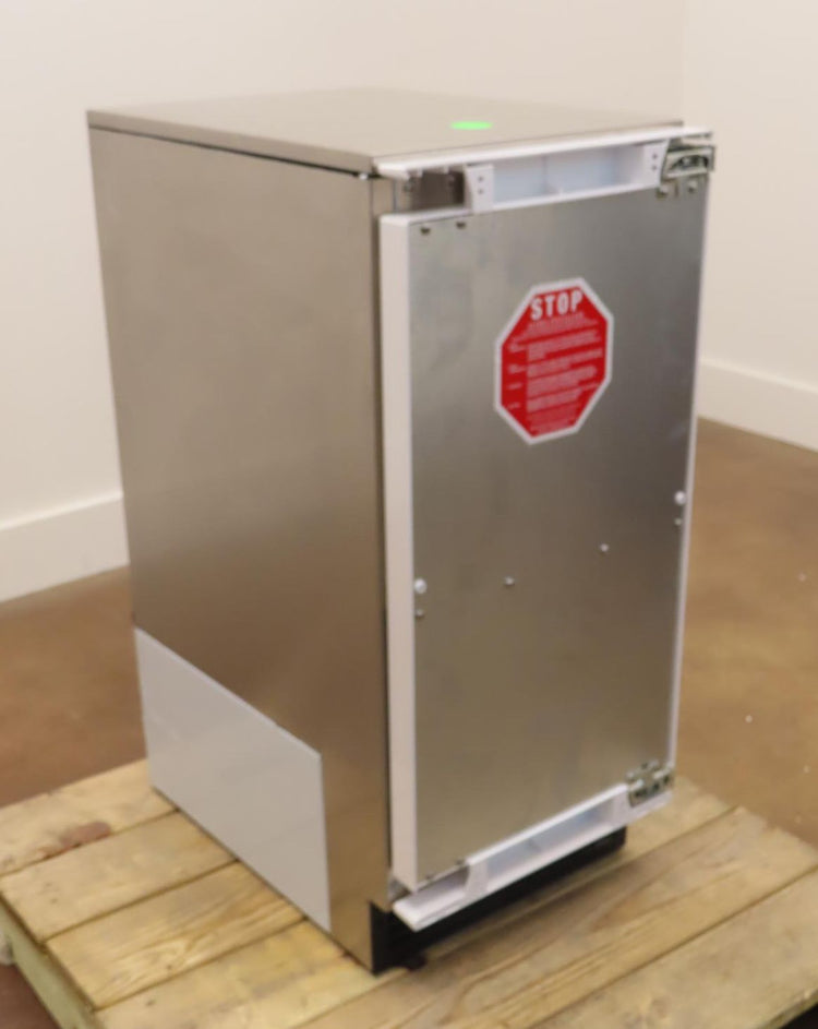 Scotsman SCCG30MA1SU 15" Undercounter Icemaker with 26 lbs. Ice Storage