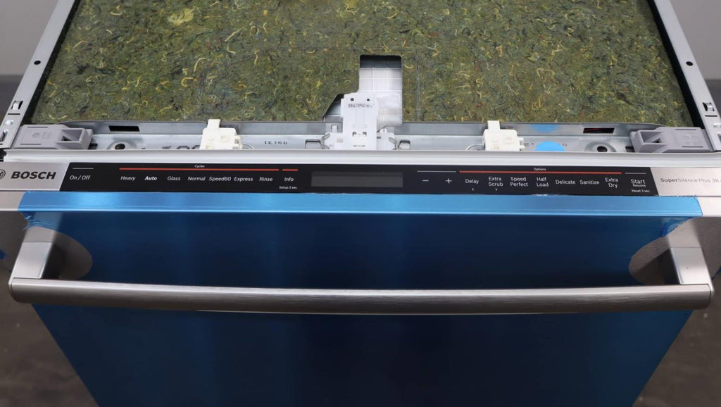 Bosch Benchmark 24" Fully Integrated 38dBA Stainless Dishwasher SHX89PW75N