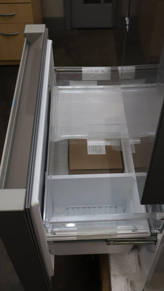 Bosch 800 Series 36" Smart French Door Bottom Mount Refrigerator B36CT81ENS