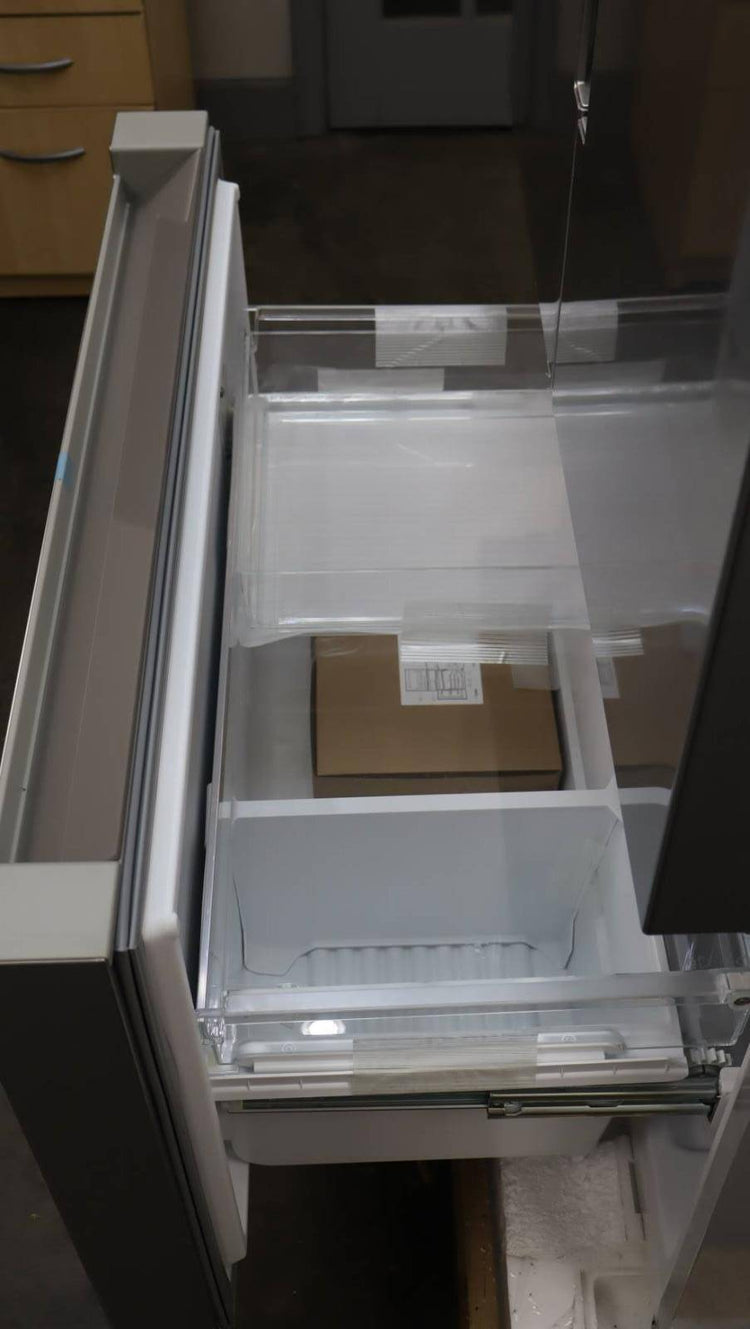 Bosch 800 Series 36" Smart French Door Bottom Mount Refrigerator B36CT81ENS