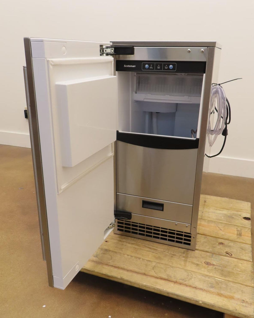 Scotsman Brilliance Series SCCP50MB1SS 15" Undercounter Gourmet Ice Maker