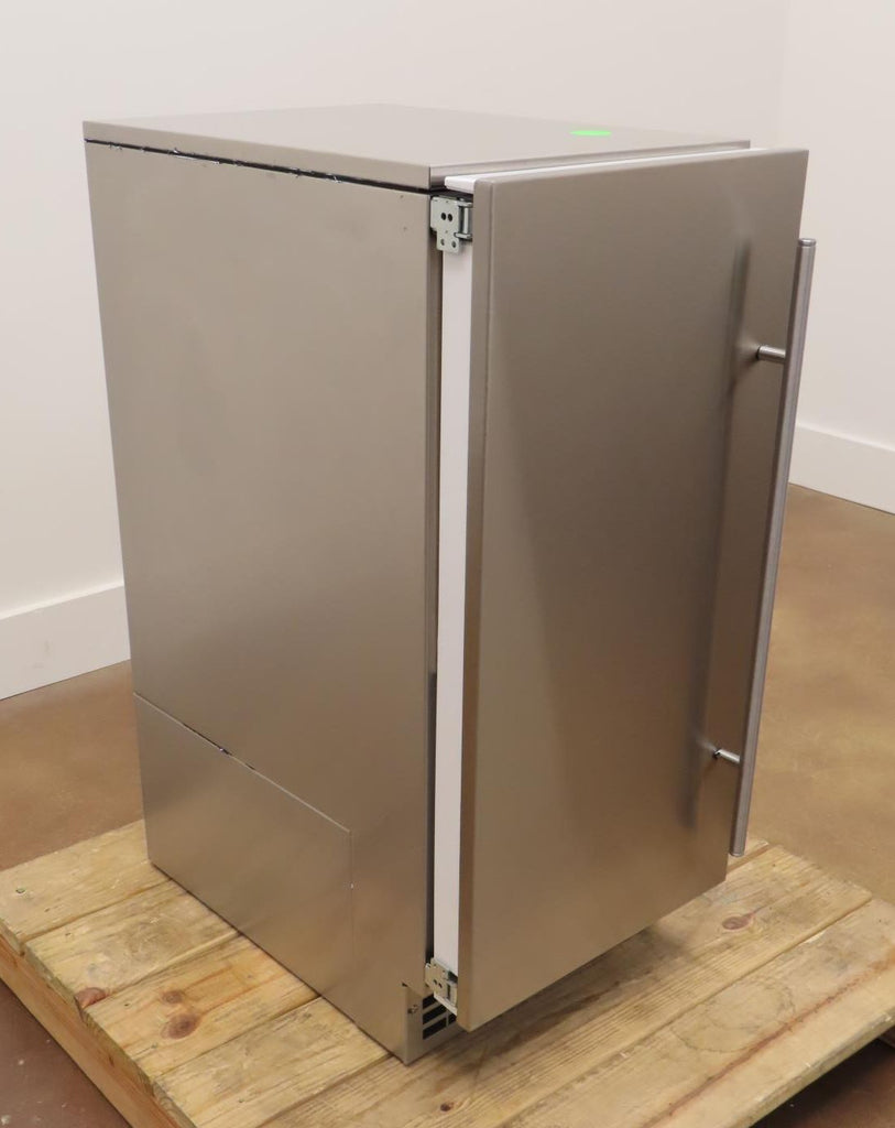 Scotsman Brilliance Series SCCP50MB1SS 15" Undercounter Gourmet Ice Maker