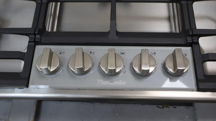 Thermador 36" Masterpiece Series Stainless 5 Sealed Buner Gas Cooktop SGSXP365TS