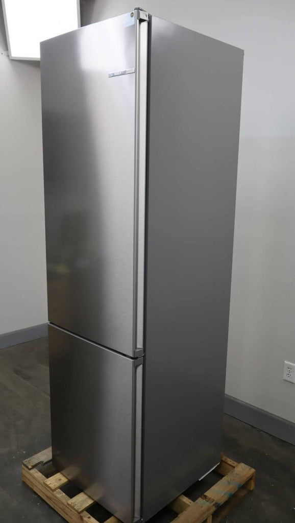 Bosch 24" Freestanding Bottom Freezer 800 Series Smart Refrigerator B24CB80ESS