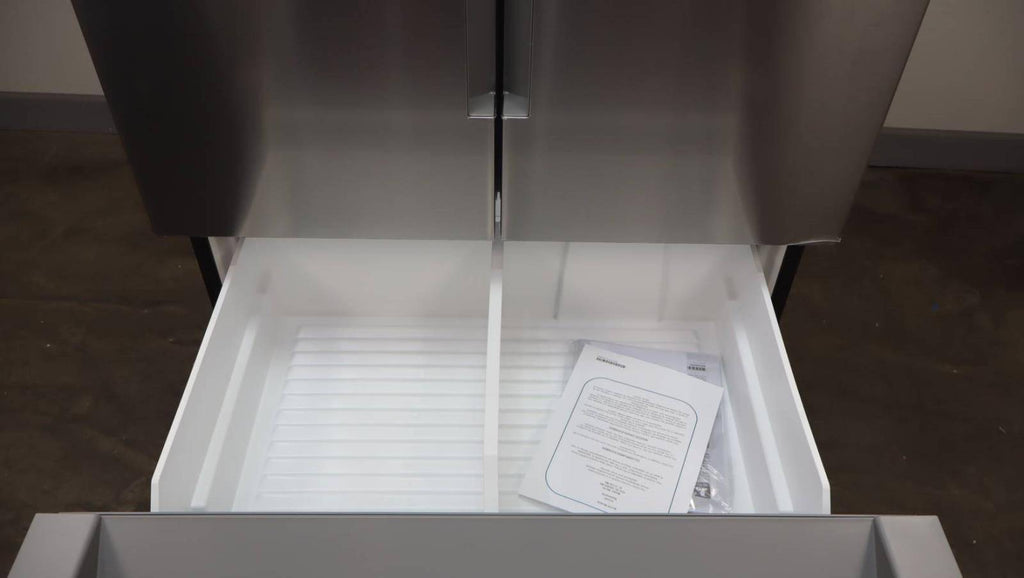 Bosch 100 Series 36" Freestanding French Door SS Smart Refrigerator B36FD10ENS