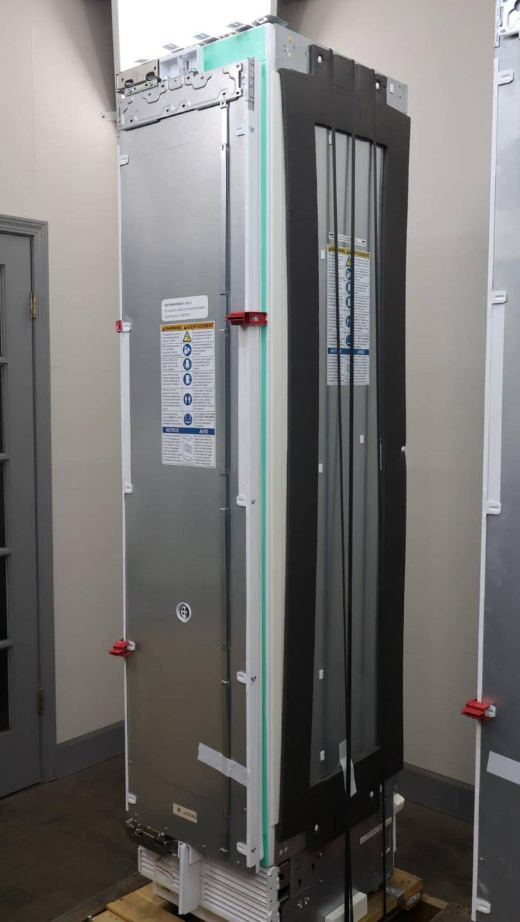 Gaggenau Vario 400 Series 48" BuiltIn Refrigerator & Freezer RC472705 / RF411705