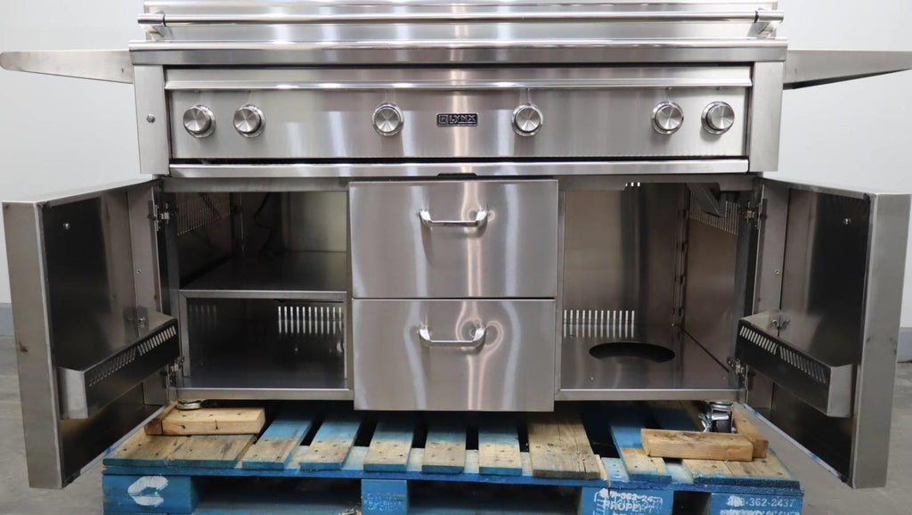 Lynx Professional Grill Series 54" 1555 sq.in Cooking Zone NG Grill L54TRFNG