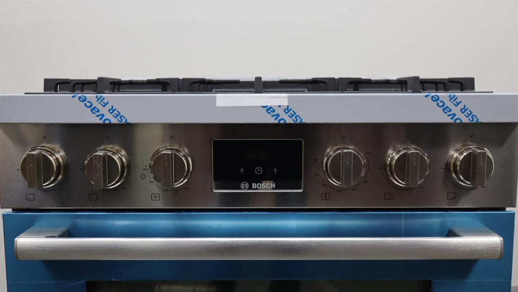 Bosch 30" 5 Burner 3.6 Cu.ft SS Freestanding Gas  800 Series Range HGS8055UC