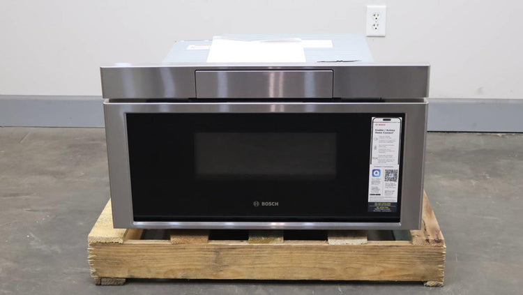 Bosch 800 Series 30" Tilt Display 1.2 Cu.Ft. Smart Microwave Drawer HMD8054UC